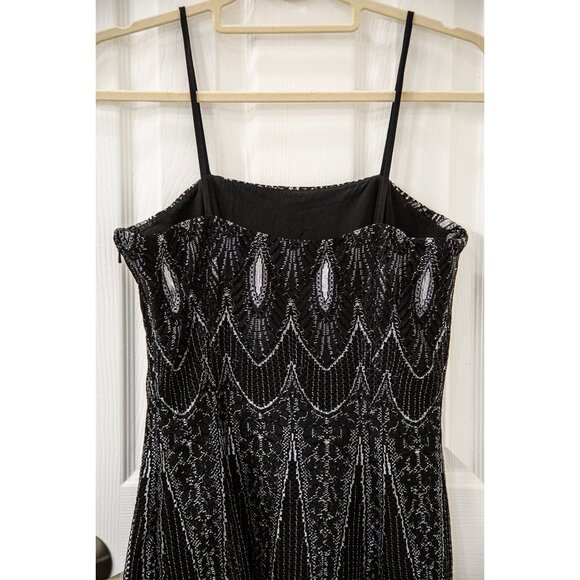 Vintage 1980s Oleg Cassini Black Strappy Evening Gown with Lace Overlay, size 8 - Picture 4 of 7